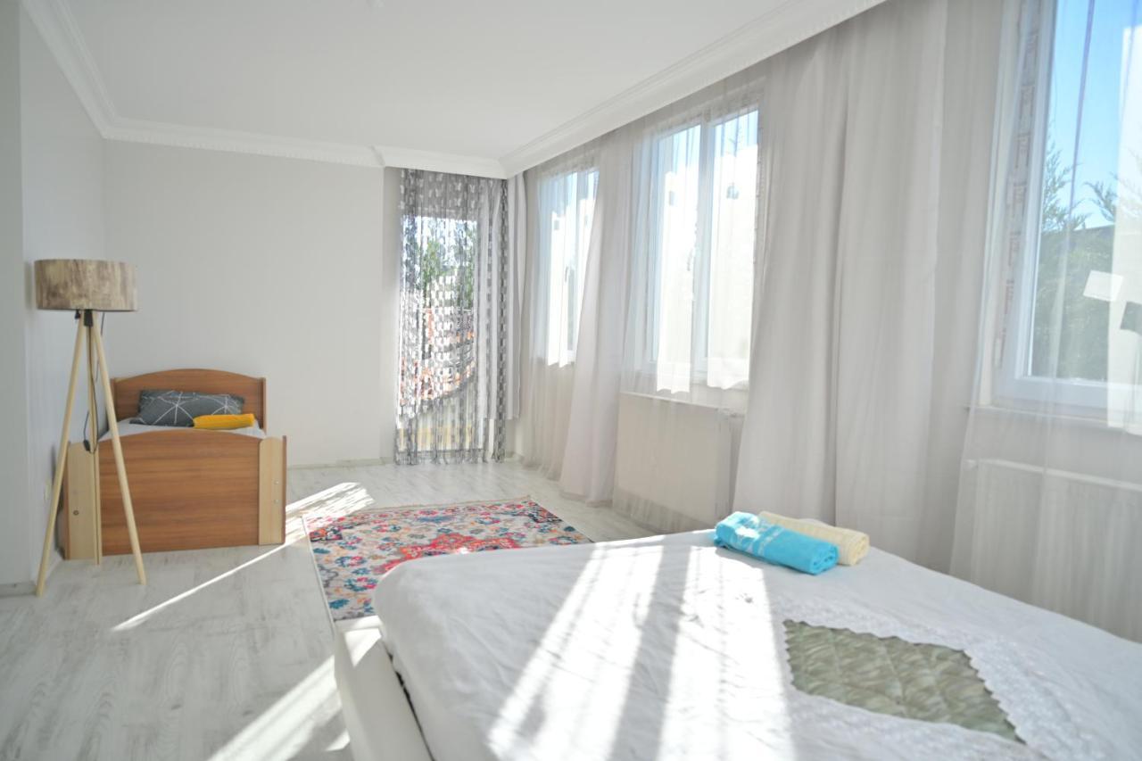 Orman Villa Hotel Is 6 Minutes From The Airport Arnavutkoy Екстериор снимка
