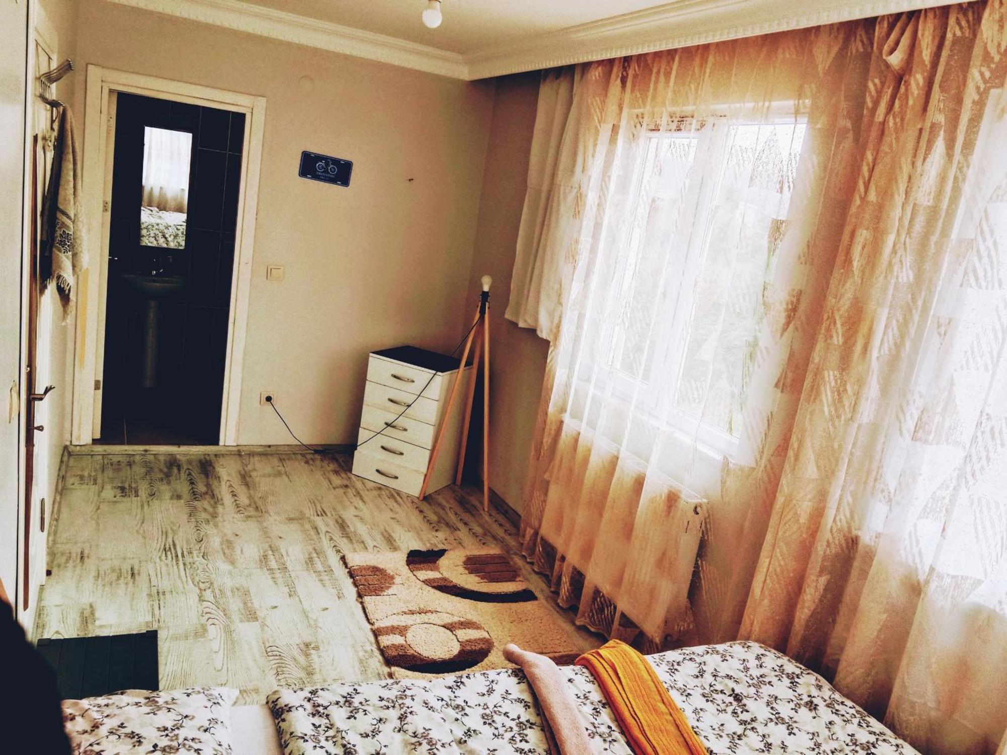 Orman Villa Hotel Is 6 Minutes From The Airport Arnavutkoy Екстериор снимка