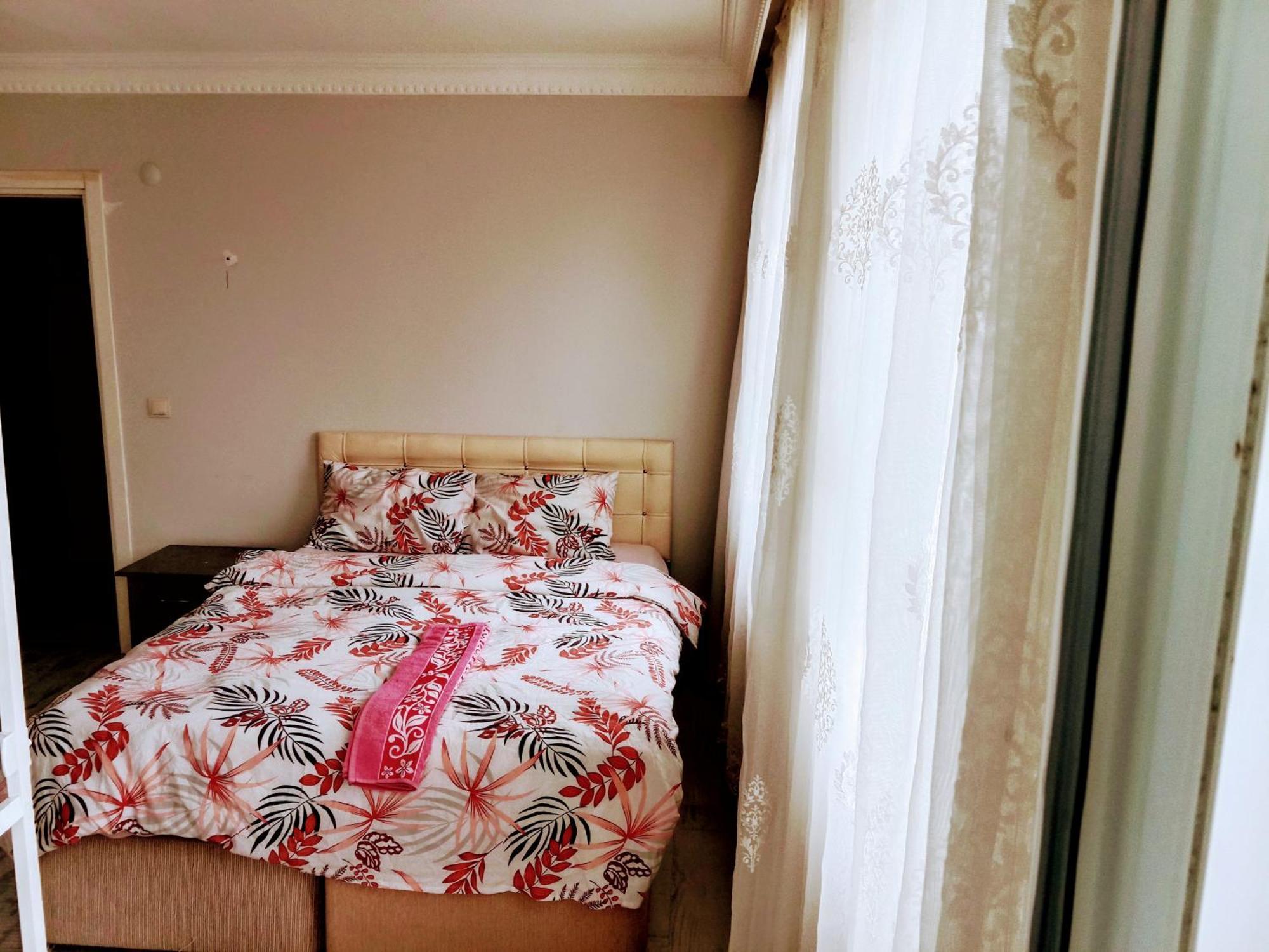 Orman Villa Hotel Is 6 Minutes From The Airport Arnavutkoy Екстериор снимка