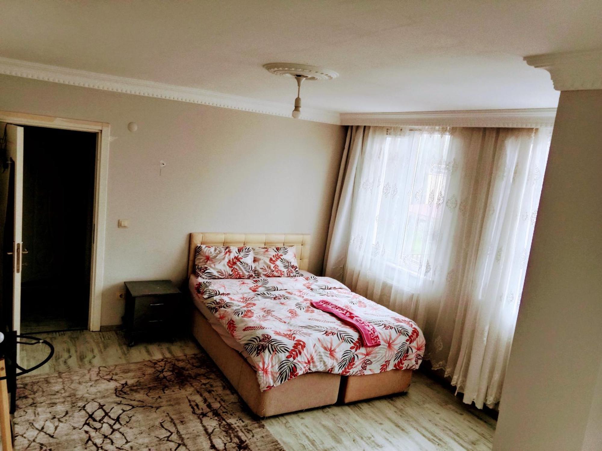 Orman Villa Hotel Is 6 Minutes From The Airport Arnavutkoy Екстериор снимка