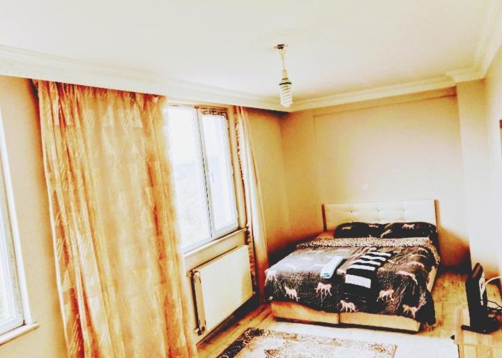 Orman Villa Hotel Is 6 Minutes From The Airport Arnavutkoy Екстериор снимка
