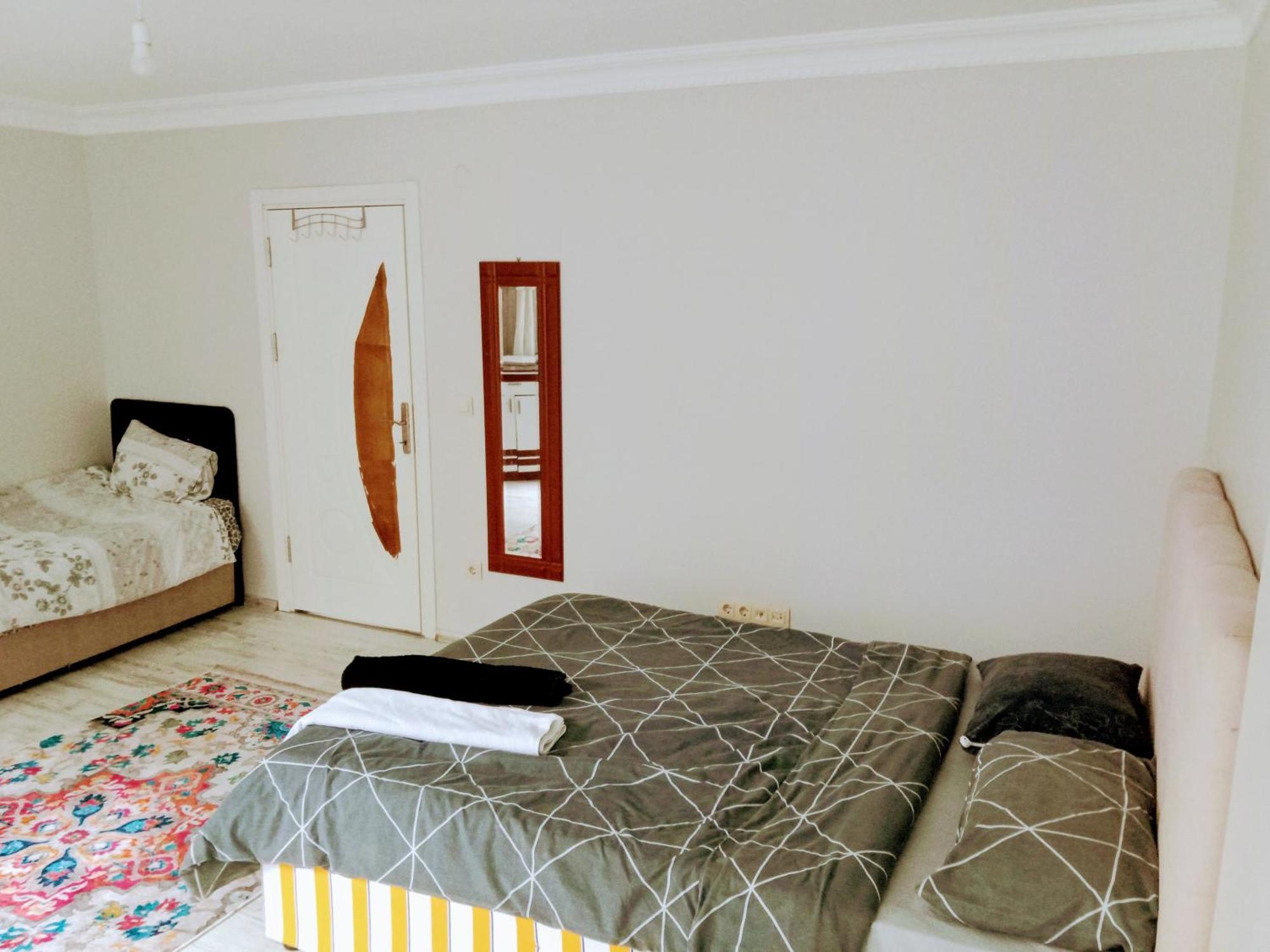 Orman Villa Hotel Is 6 Minutes From The Airport Arnavutkoy Екстериор снимка