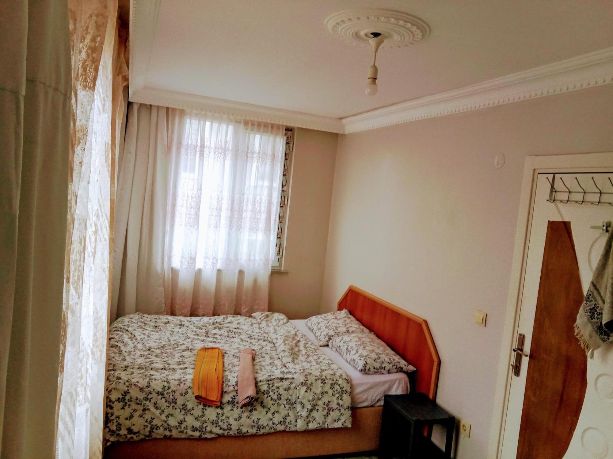 Orman Villa Hotel Is 6 Minutes From The Airport Arnavutkoy Екстериор снимка