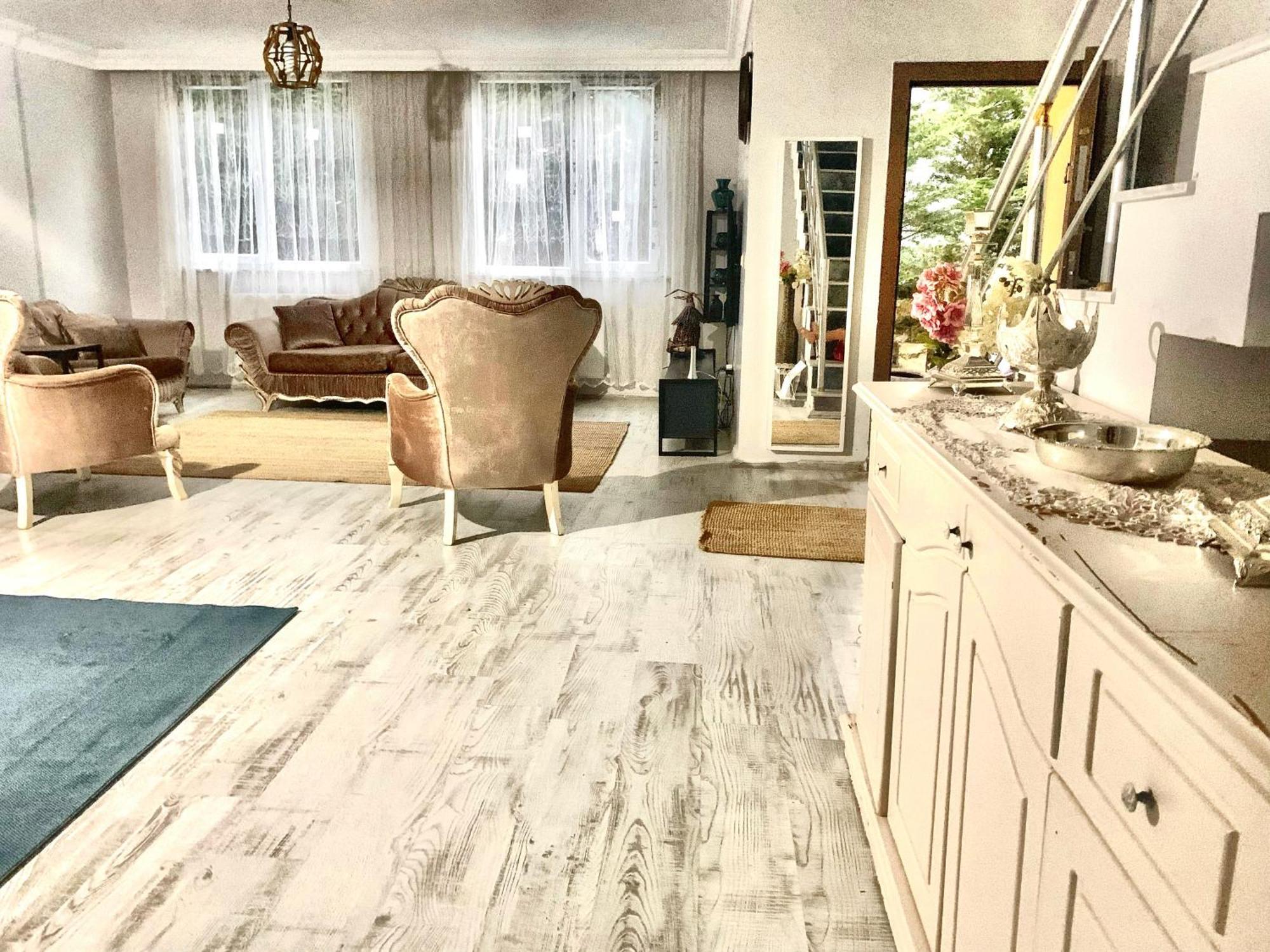 Orman Villa Hotel Is 6 Minutes From The Airport Arnavutkoy Екстериор снимка
